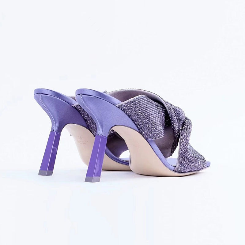 Twisted Crystal Irregular-Heel